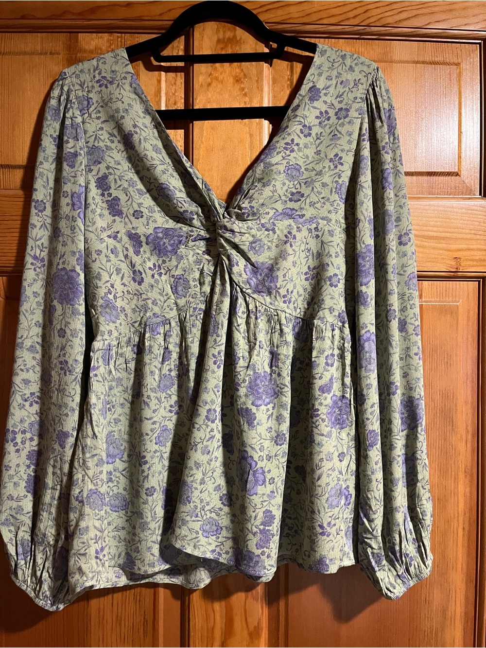Easel Los Angeles Floral Babydoll Top L Sage Green Purple Cottagecore